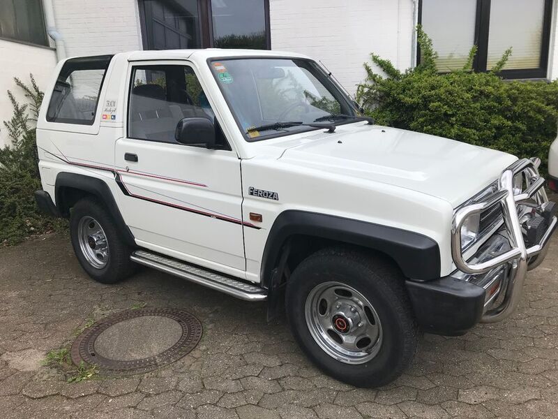 Weiß Gebraucht 1992 Daihatsu Rocky SUV | 16.000 € - Bild 1/4