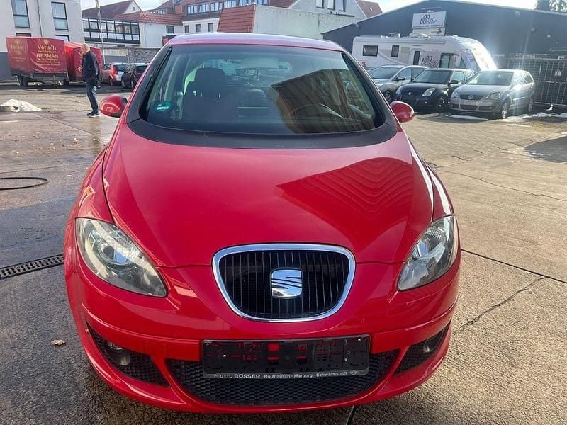 Gebraucht Seat Altea Sport 150 PS (110 kW) 2006 Rot Van / Kleinbus