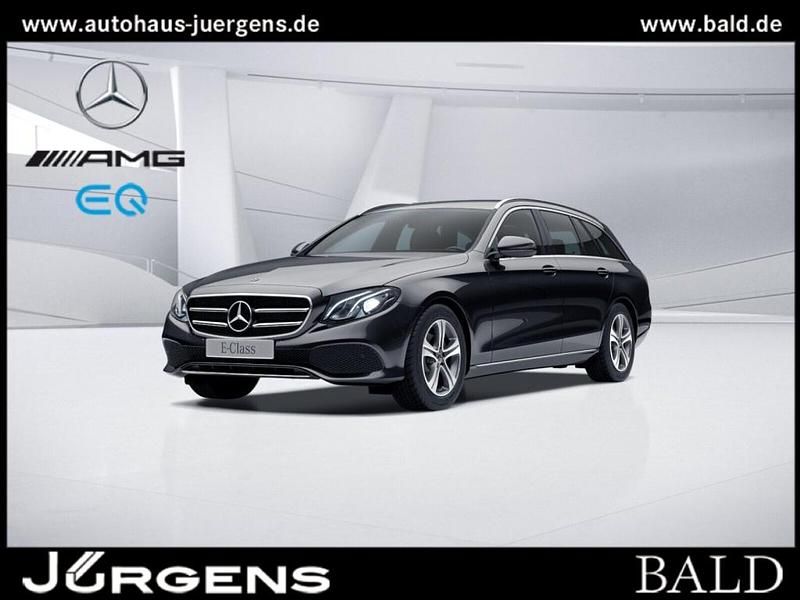 Metalliclack obsidianschwarz Gebraucht 2019 Mercedes E200 Avantgarde Kombi | 26.470 € (Fairer Preis) - Bild 1/4