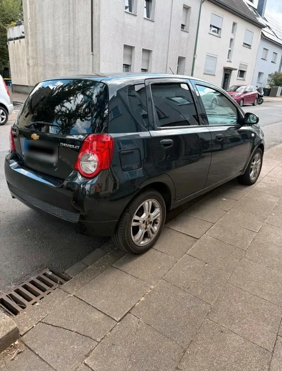 Gebraucht Chevrolet Aveo 84 PS (61 kW) 2009 Schwarz Kleinwagen