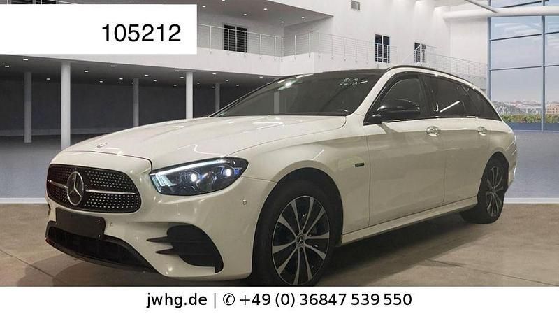 Gebraucht Mercedes E300 AMG 306 PS (225 kW) 2021 Weiß Kombi