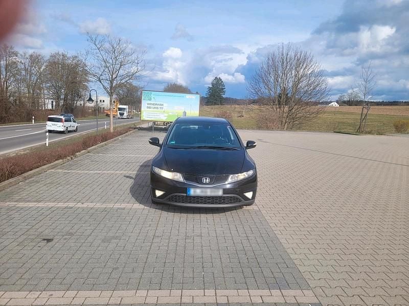 Gebraucht Honda Civic 140 PS (102 kW) 2007 Schwarz Kleinwagen
