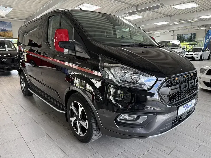 Gebraucht Ford Tourneo Custom Active 170 PS (125 kW) 2023 Obsidianschwarz Van