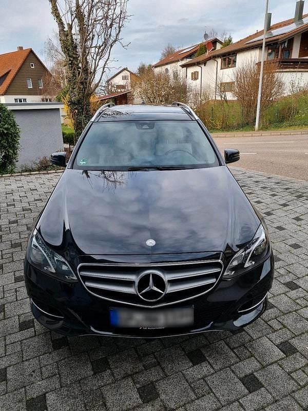 Gebraucht Mercedes E350 Avantgarde 252 PS (185 kW) 2013 Schwarz Kombi