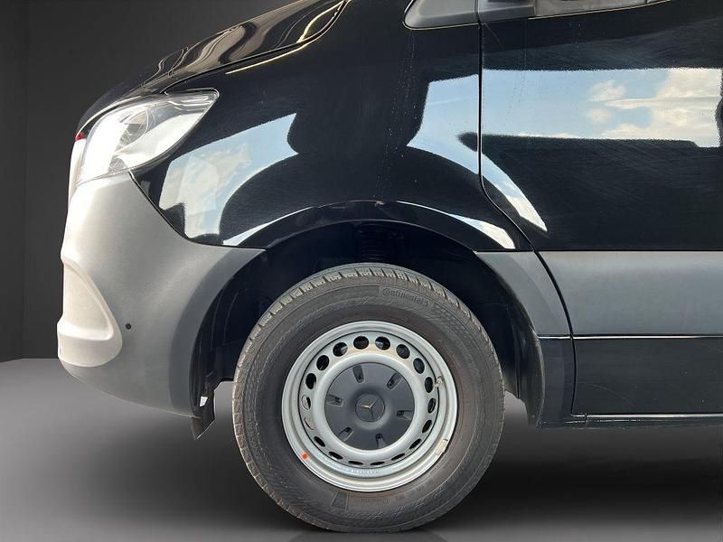 Gebraucht Mercedes Sprinter 170 PS (125 kW) 2023 Obsidianschwarz (metallic) Van