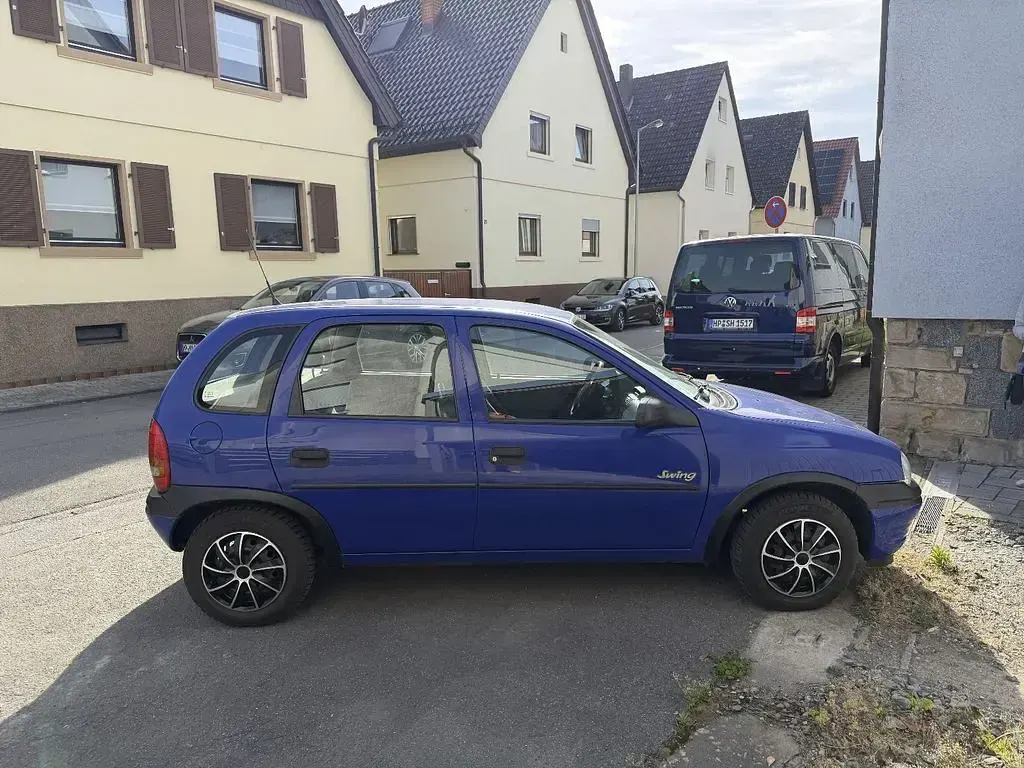 Gebraucht Opel Corsa Swing 45 PS (33 kW) 1996 Blau Kleinwagen