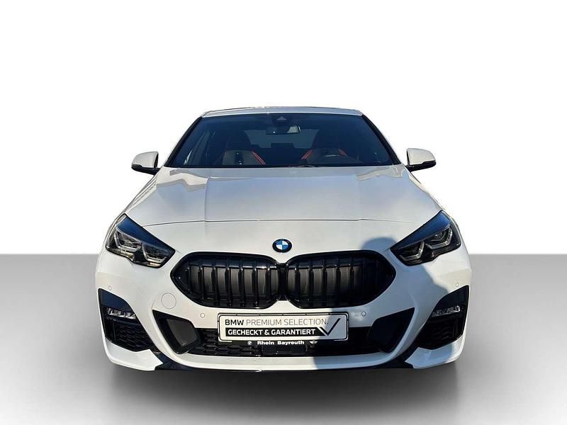 Gebraucht BMW 220 Performance 178 PS (130 kW) 2025 Alpinweiss iii uni Coupé