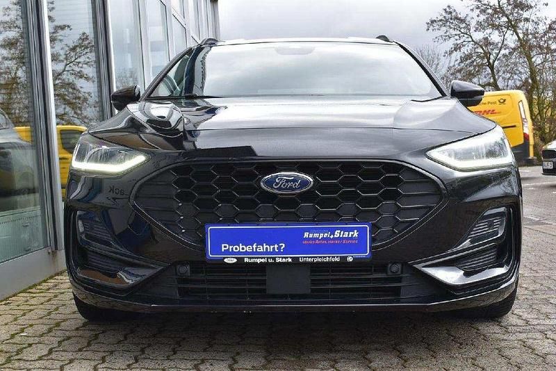 Gebraucht Ford Focus ST-Line 155 PS (114 kW) 2024 Obsidianschwarz metallic Kombi