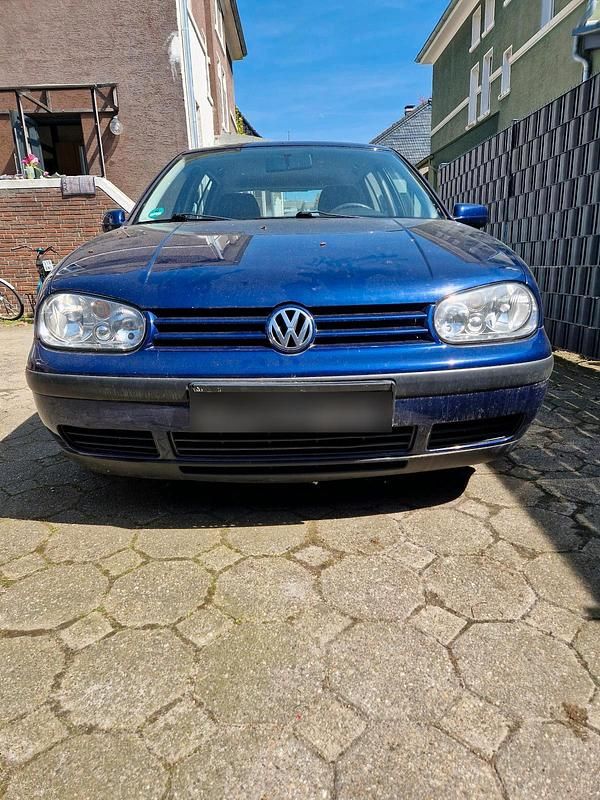 Second-hand VW Golf III 75 CP (55 kW) 1999 Albastru Berlinǎ