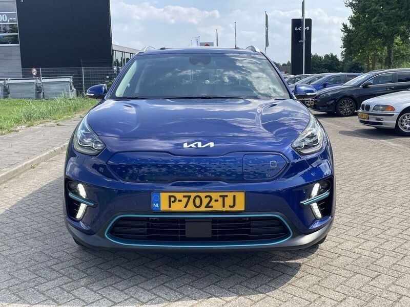 Gebraucht Kia e-Niro 150 kW (204 PS) 2022 Blau SUV