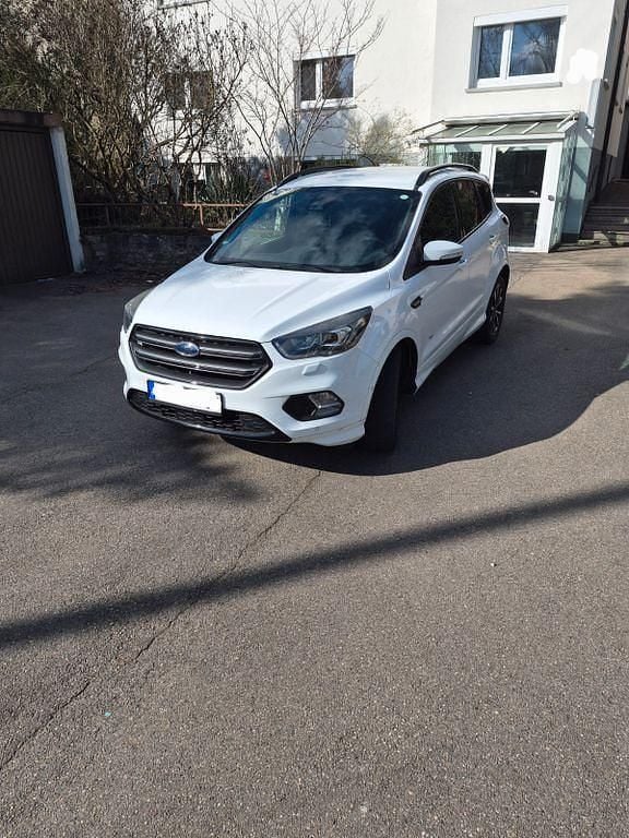 Gebraucht Ford Kuga ST-Line 182 PS (133 kW) 2017 Weiß SUV