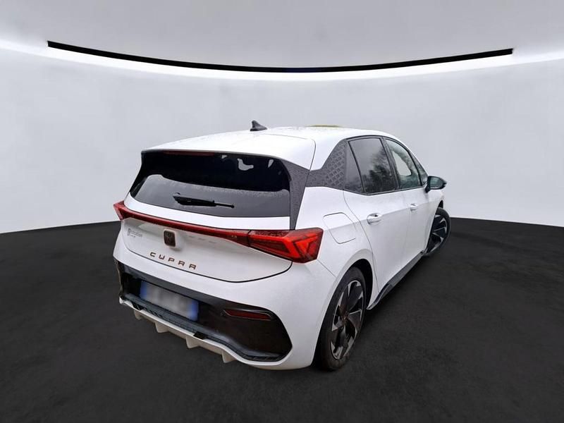 Second-hand Cupra Born 169 kW (231 CP) 2023 Alb Hatchback