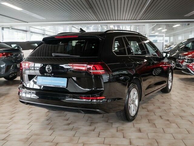 Gebraucht VW Golf VIII R 116 PS (85 kW) 2024 Grenadillschwarzmetallic Kombi