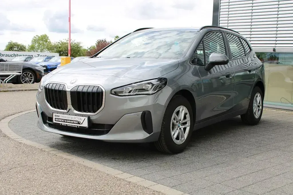 Gebraucht BMW 218 Active Tourer 136 PS (100 kW) 2025 Skyscraper grau metallic Van / Kleinbus
