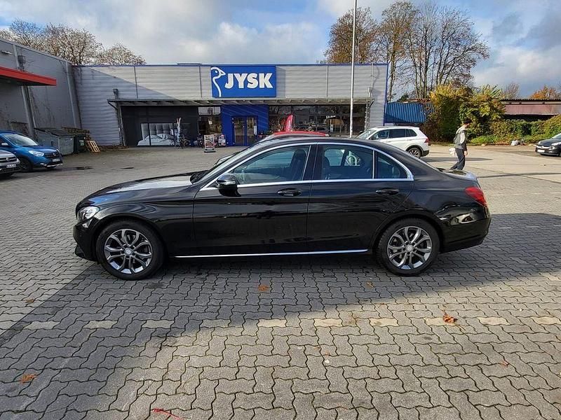 Gebraucht Mercedes C220 Avantgarde 170 PS (125 kW) 2016 Schwarz Limousine