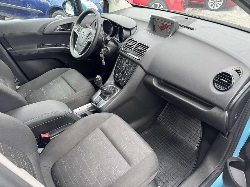 Gebraucht Opel Meriva Edition 140 PS (102 kW) 2010 Aquamarin mi2 Van / Kleinbus
