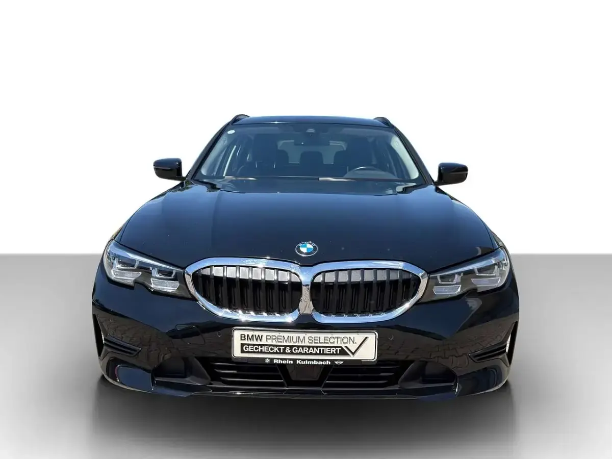 Gebraucht BMW 318 Sport Line 150 PS (110 kW) 2022 Schwarz Kombi