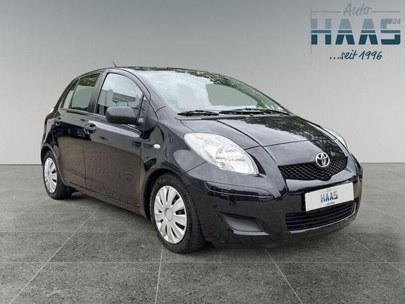 Andere Gebraucht 2010 Toyota Yaris Cool Limousine | 5.000 € (Fairer Preis) - Bild 1/4