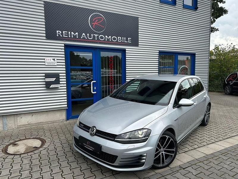 Silber Gebraucht 2017 VW Golf VII GTD Limousine | 11.840 € - Bild 1/4