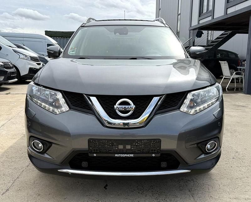 Grau Gebraucht 2017 Nissan X-Trail SUV | 12.900 € (Guter Preis) - Bild 1/4