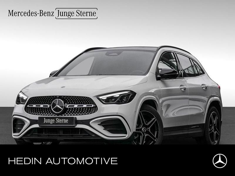 Unilack polarweiß Gebraucht 2023 Mercedes GLA180 AMG SUV | 34.441 € - Bild 1/4