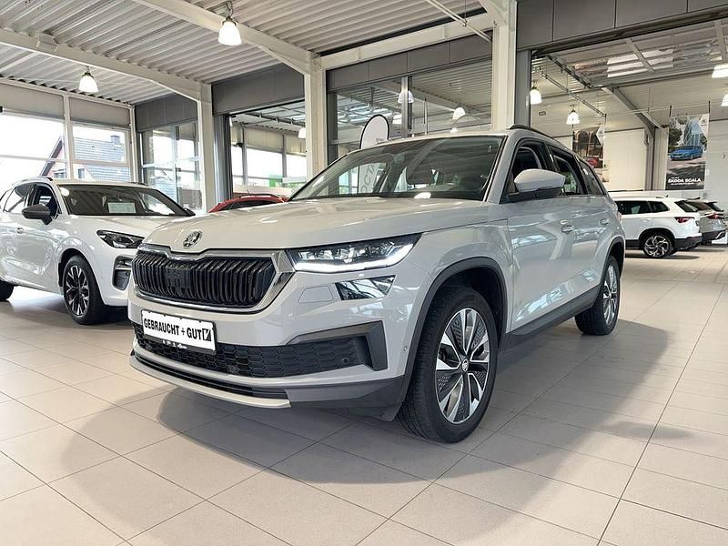 Grau Gebraucht 2022 Skoda Kodiaq SUV | 33.590 € (Fairer Preis) - Bild 1/4