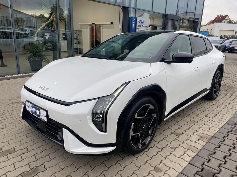 Neu Kia EV4 150 kW (204 PS) 2025 Snow white pearl Limousine