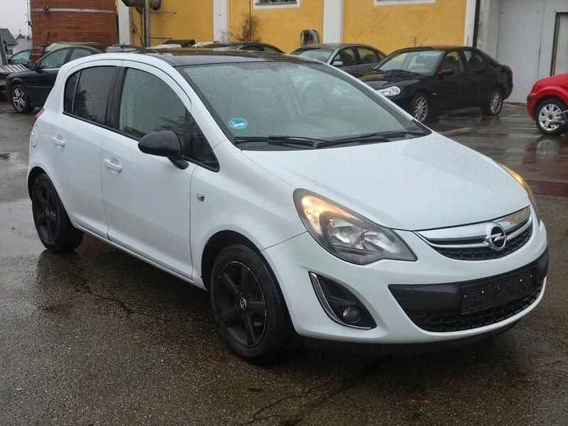 Other Gebraucht 2013 Opel Corsa Edition Limousine | 2.300 € (Superpreis) - Bild 1/4