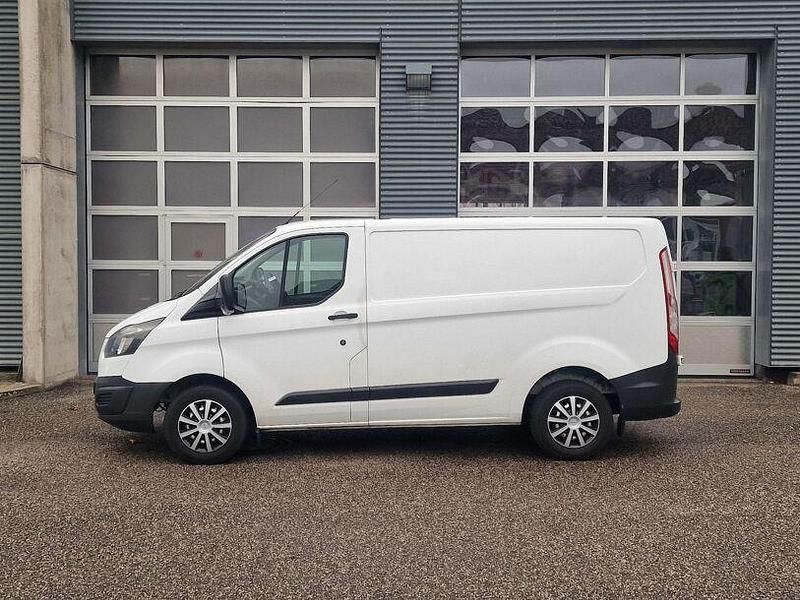Gebraucht Ford Transit Custom 101 PS (74 kW) 2016 Frozen white Van / Kleinbus