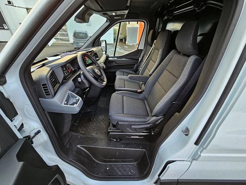 Neu Nissan Interstar 150 PS (110 kW) 2025 Weiß Van