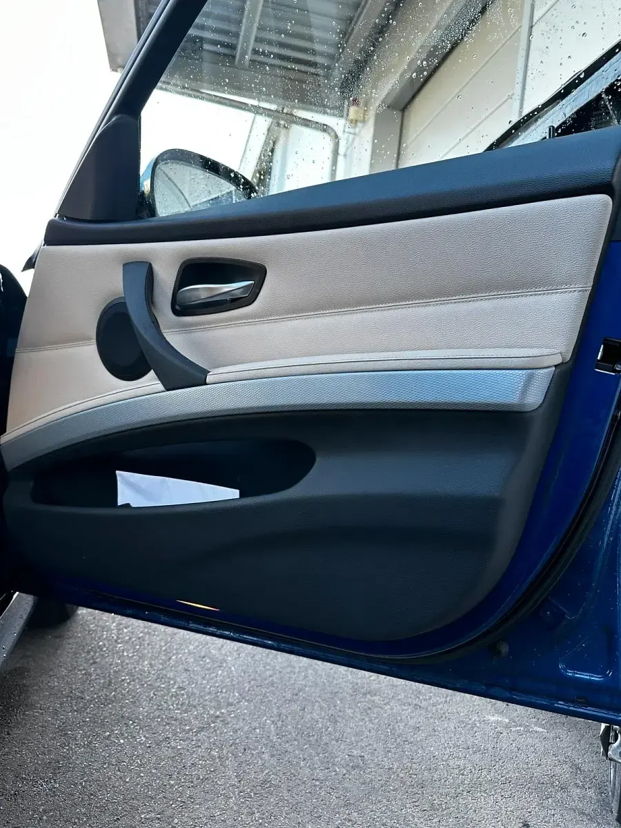 Gebraucht BMW 330 M Sport 480 PS (353 kW) 2010 Blau Kombi