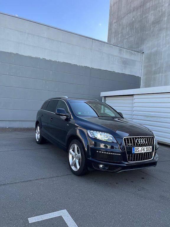 Gebraucht Audi Q7 Ambiente 245 PS (180 kW) 2015 Schwarz SUV