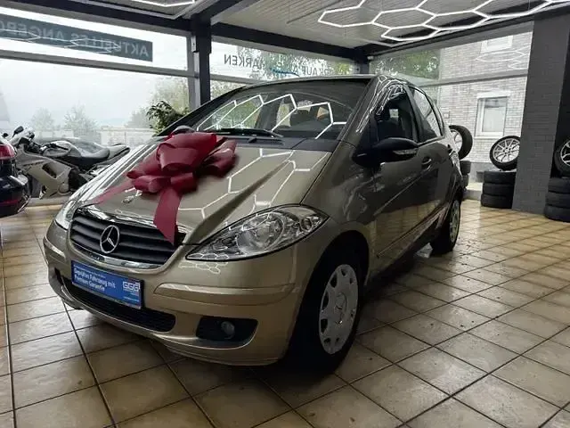 Gebraucht Mercedes A160 110 PS (80 kW) 2005 Gold Limousine