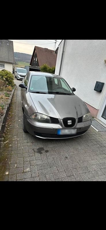 Gebraucht Seat Ibiza 60 PS (44 kW) 2004 Grau Kleinwagen