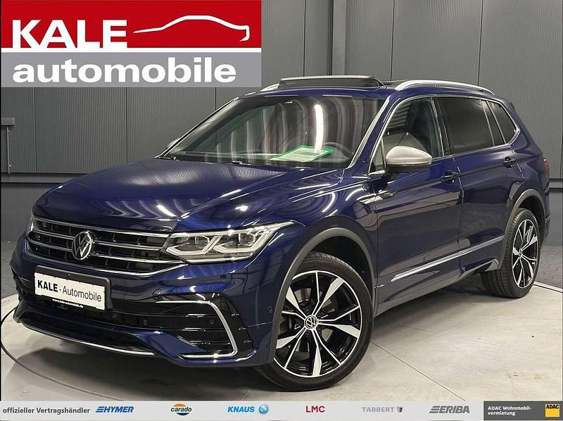Blau metallic (atlantic blue metallic) Gebraucht 2022 VW Tiguan Allspace R-line SUV | 39.970 € (Etwas zu teuer) - Bild 1/4