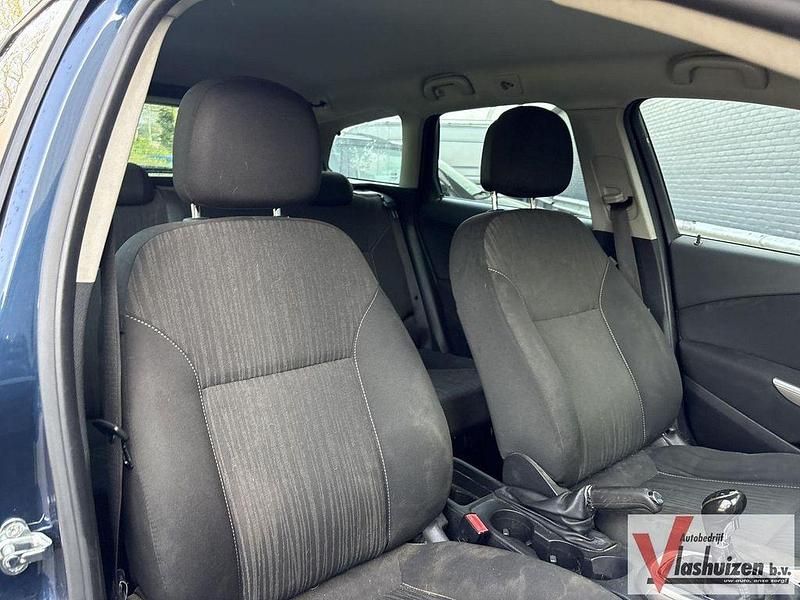 Gebraucht Opel Astra Edition 120 PS (88 kW) 2012 Blau Kombi