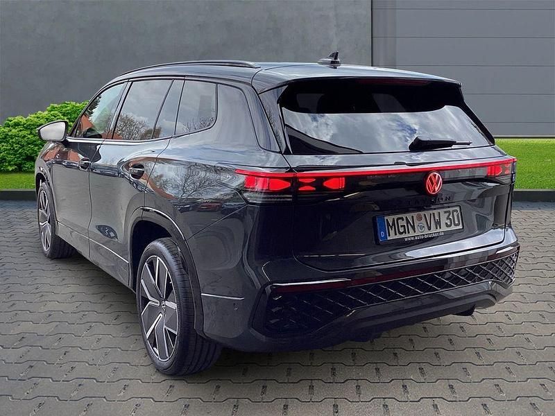 Gebraucht VW Tayron R-line 193 PS (141 kW) 2026 Grau SUV