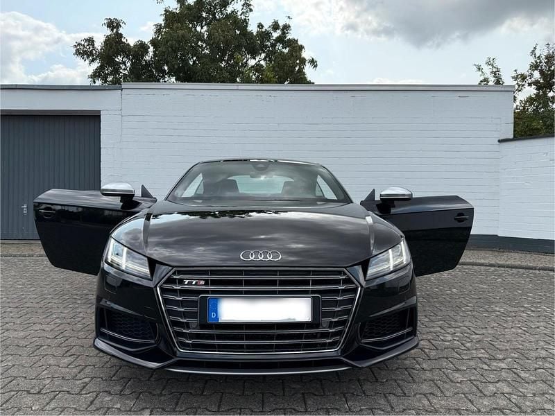 Schwarz Gebraucht 2016 Audi TTS Performance Coupé | 21.999 € (Fairer Preis) - Bild 1/4