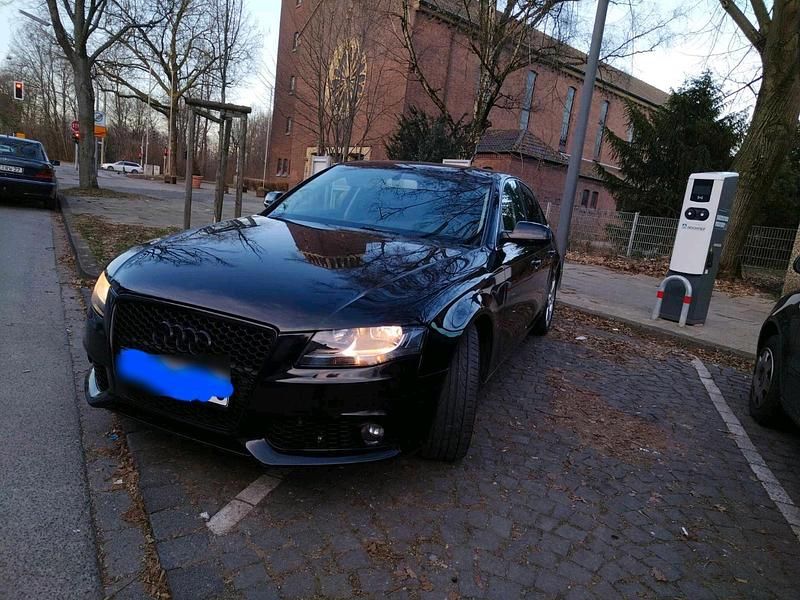Schwarz Gebraucht 2012 Audi A4 Limousine | 7.800 € (Fairer Preis) - Bild 1/4