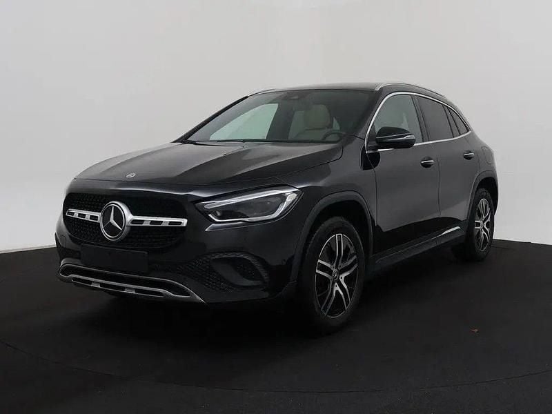 Schwarz Gebraucht 2021 Mercedes E250 SUV | 25.585 € - Bild 1/4