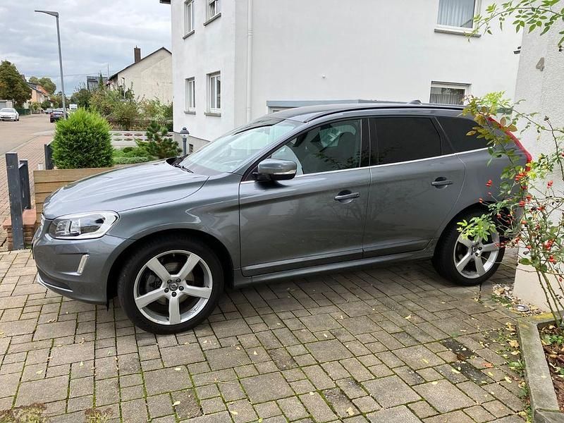 Gebraucht Volvo XC60 190 PS (139 kW) 2016 Grau SUV
