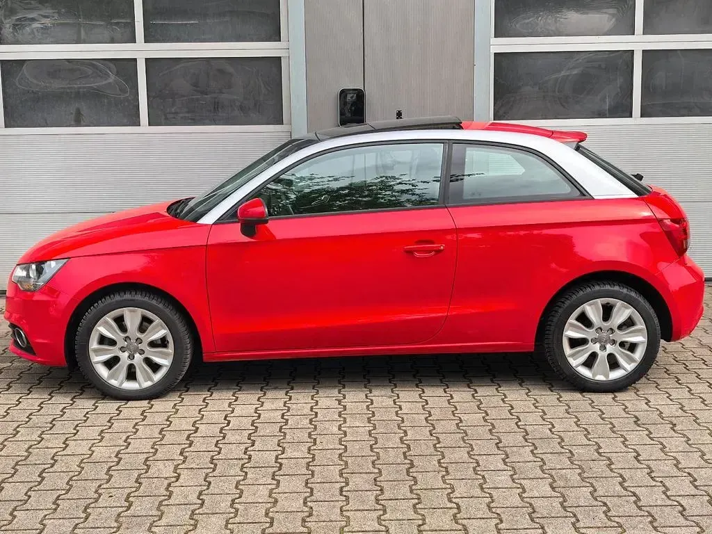 Gebraucht Audi A1 Attraction 122 PS (89 kW) 2014 Rot Kleinwagen