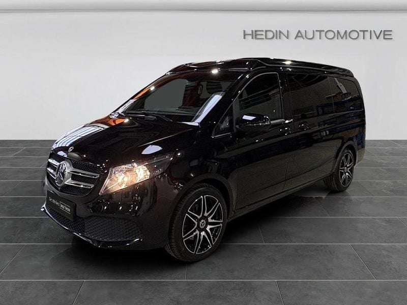 Gebraucht Mercedes V300 237 PS (174 kW) 2024 Schwarz Van / Kleinbus