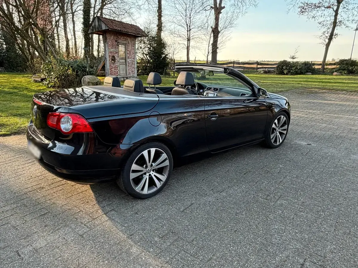 Usata VW Eos 150 CV (110 kW) 2006 Nero Cabrio