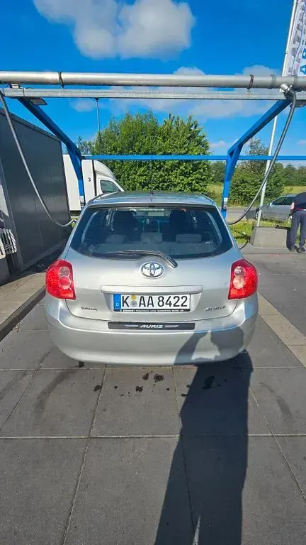 Gebraucht Toyota Auris Luna 125 PS (91 kW) 2007 Silber Kleinwagen