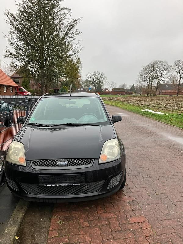 Schwarz Gebraucht 2008 Ford Fiesta Kleinwagen | 600 € (Superpreis) - Bild 1/4