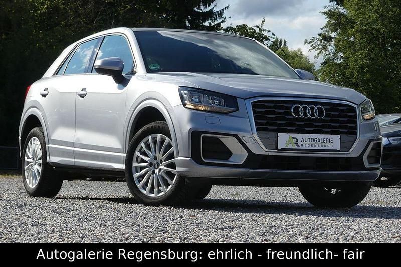 Gebraucht Audi Q2 Design 150 PS (110 kW) 2017 Silber SUV