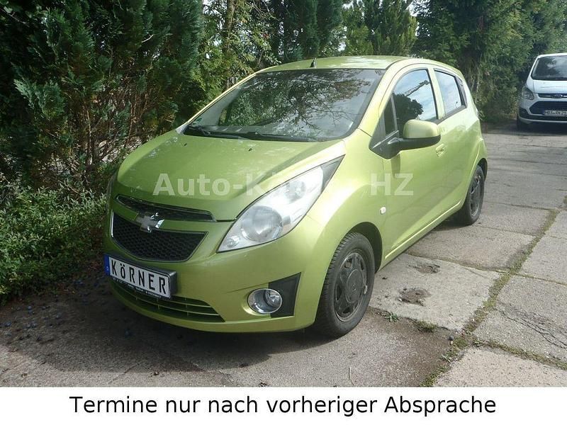 Grün Gebraucht 2012 Chevrolet Spark Kleinwagen | 1.999 € (Superpreis) - Bild 1/4
