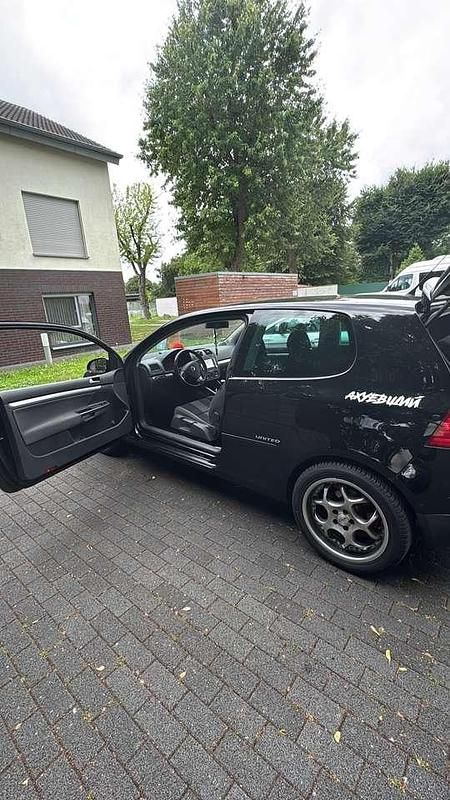 Gebraucht 2008 VW Golf VI Trendline Limousine | 2.500 € (Fairer Preis) - Bild 1/4