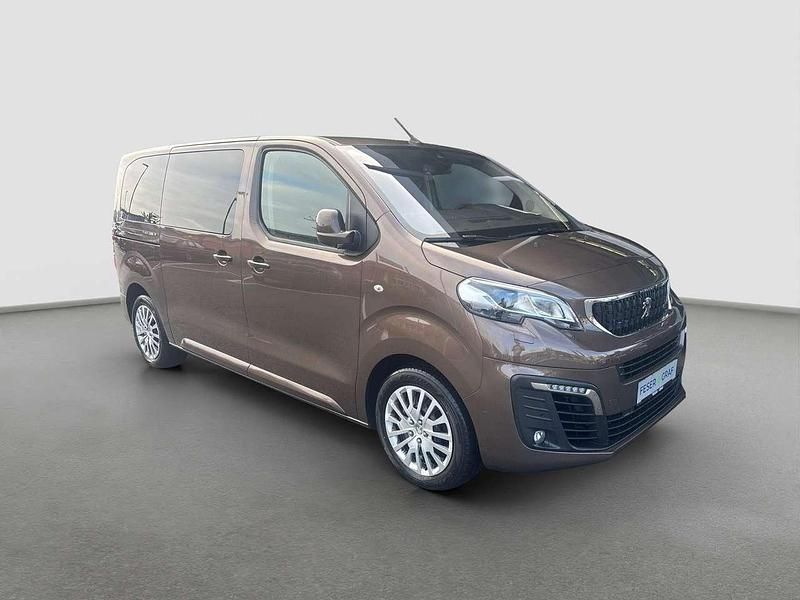 Gebraucht Peugeot Traveller Active 177 PS (130 kW) 2018 Rich oak braun Van / Kleinbus